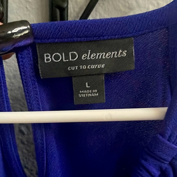 Cold Shoulder Blouse - Picture 3 of 4